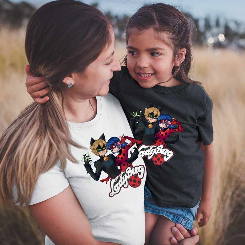 Fashion, accesorii si bijuterii - Femei - Imbracaminte femei - Tricouri si topuri femei - Tricou Femei Desene Buburuza Motanul Noir Miraculos, negru, marime M - Infinity.ro