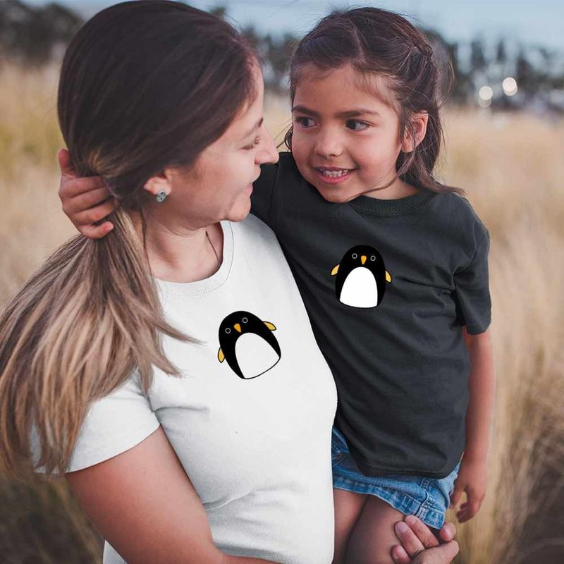 Fashion, accesorii si bijuterii - Femei - Imbracaminte femei - Tricouri si topuri femei - Tricou Femei Squishmallows Pinguin Antartica, negru, marime XL - Infinity.ro