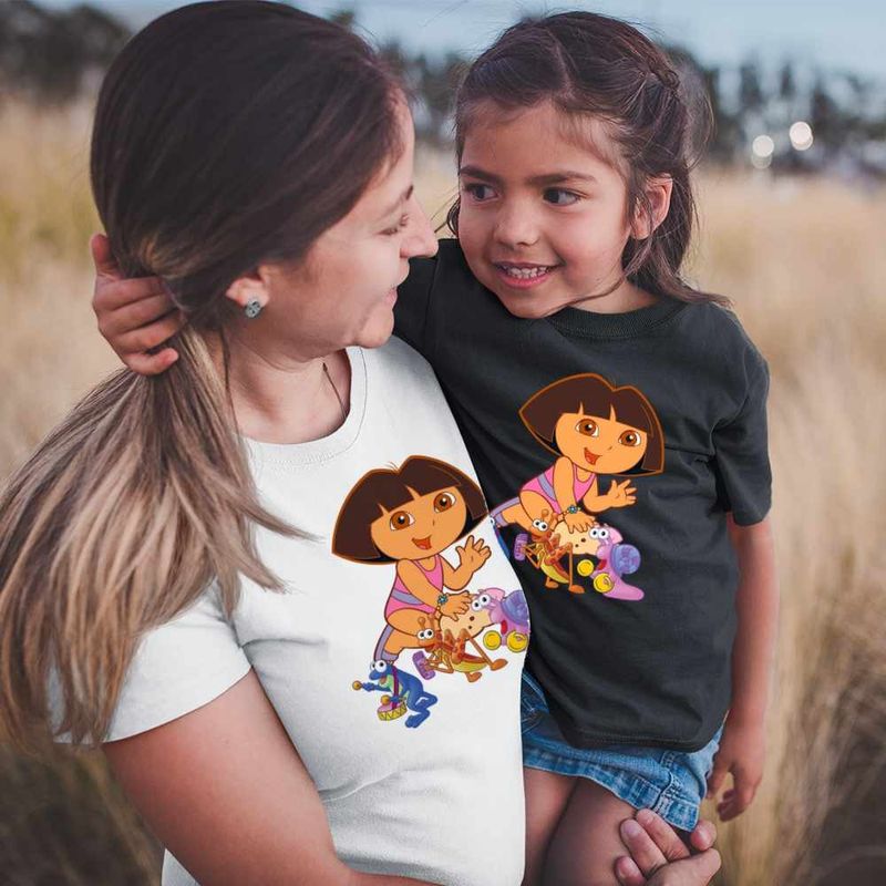 Fashion, accesorii si bijuterii - Femei - Imbracaminte femei - Tricouri si topuri femei - Tricou Femei Dora Explorer Broscuta Greier Melc Nisip, negru, marime S - Infinity.ro