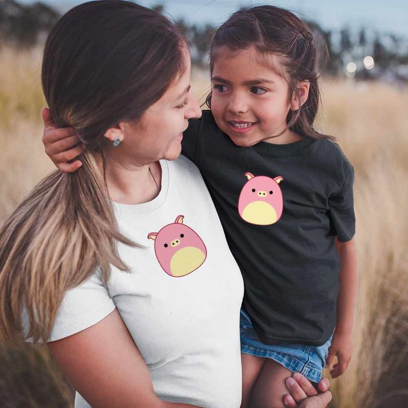 Fashion, accesorii si bijuterii - Femei - Imbracaminte femei - Tricouri si topuri femei - Tricou Femei Squishmallows Porc Ferma, negru, marime 3XL - Infinity.ro