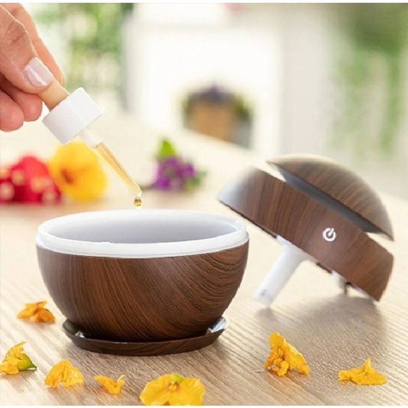 Electronice si Electrocasnice - Climatizare si sisteme de incalzire - Aparate filtrare aer - Umidificatoare - Umidificator Ultrasonic cu LED, Difuzor Uleiuri Esentiale, 200 ml, USB, Maro - Infinity.ro