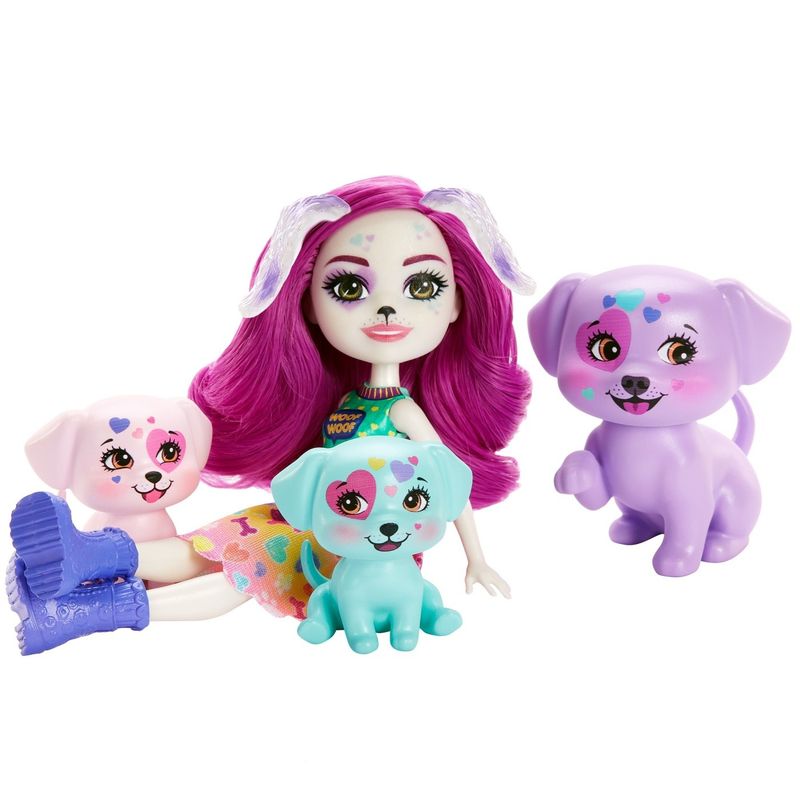 Jucarii, Copii si Bebe - Jucarii si jocuri - Papusi si accesorii - Papusi - Enchantimals City Tails Main Street familia Dessei Dalmatian - Infinity.ro