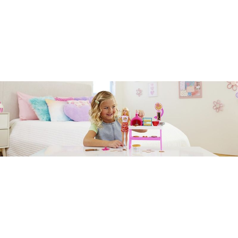Jucarii, Copii si Bebe - Jucarii si jocuri - Papusi si accesorii - Papusi - Barbie Dream Land set de joaca pizzerie - Infinity.ro