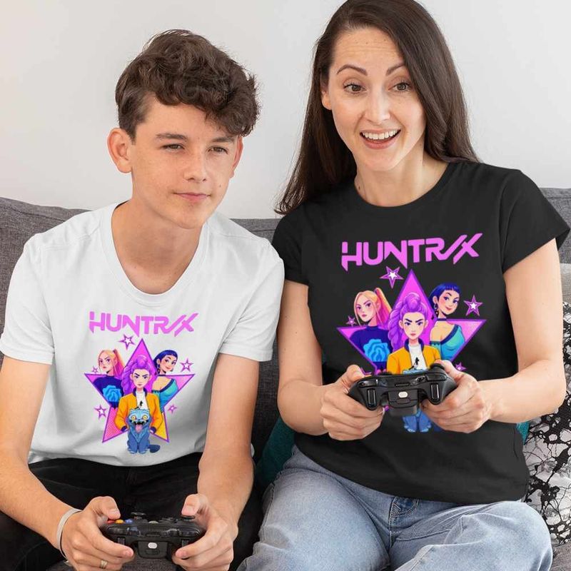 Fashion, accesorii si bijuterii - Femei - Imbracaminte femei - Tricouri si topuri femei - Tricou Femei Huntrix Legends Kpop, alb, marime M - Infinity.ro