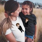 Fashion, accesorii si bijuterii - Femei - Imbracaminte femei - Tricouri si topuri femei - Tricou Femei Lewis Capaldi Chibi Cartoon, negru, marime S - Infinity.ro