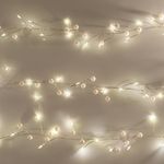 Casa si Gradina - Decoratiuni - Decoratiuni de sezon - Instalatie de Lumini cu 80 de Becuri LED cu Baterii Margele Albe 2.10m - Alb Cald - Infinity.ro