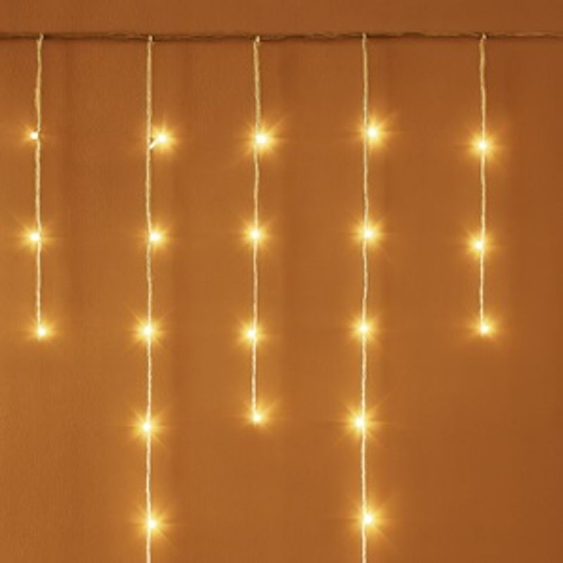 Casa si Gradina - Decoratiuni - Decoratiuni de sezon - Instalare lumini LED perdea cu 200 de becuri interconectabile pentru decorarea c - Infinity.ro