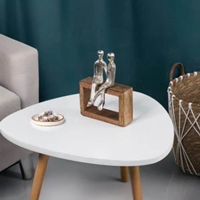 Casa si Gradina - Decoratiuni - Decoratiuni de sezon - Decoratiune de masa cu banca din lemn si figurina cuplu, 15.5x11x21cm - Infinity.ro