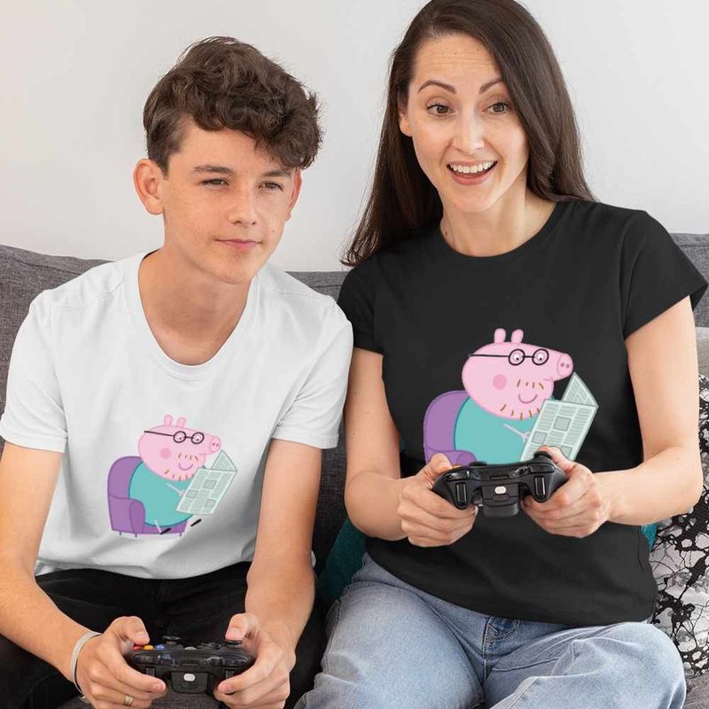 Fashion, accesorii si bijuterii - Femei - Imbracaminte femei - Tricouri si topuri femei - Tricou Femei Tata Purcelusa Peppa Citeste Ziarul, alb, marime S - Infinity.ro