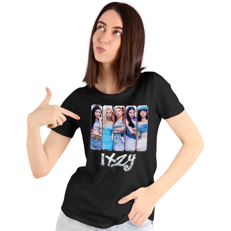 Fashion, accesorii si bijuterii - Femei - Imbracaminte femei - Tricouri si topuri femei - Tricou Femei Itzy Kpop Merch, negru, marime S - Infinity.ro