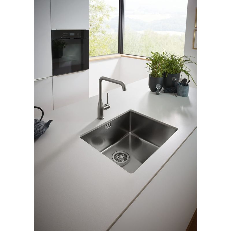 Casa si Gradina - Sanitare - Chiuveta bucatarie si accesorii - Baterii bucatarie - Baterie de bucatarie Grohe 30269AL0, Essence, 3/8'', inalta, tip L, mat, garfit - Infinity.ro
