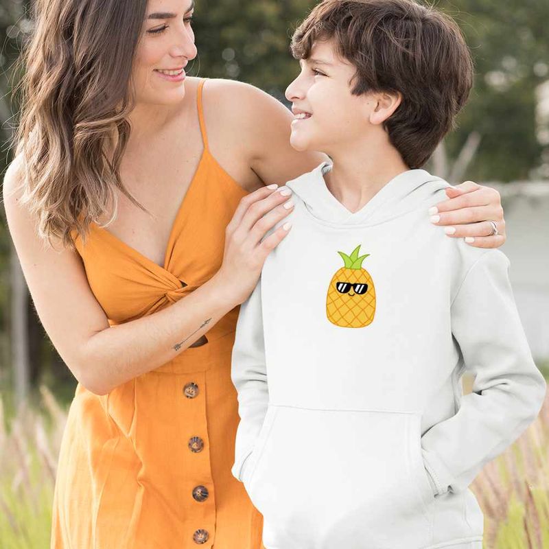 Fashion, accesorii si bijuterii - Copii - Imbracaminte copii - Pulovere si hanorace copii - Hanorac Copii Baieti Squishmallows Ananas Squish, alb, marime L Copii - Infinity.ro