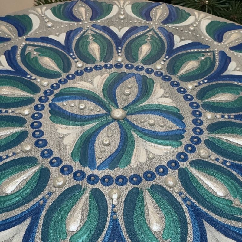 Casa si Gradina - Decoratiuni - Tablouri - NOU! Tablou mandala in culori de albastru si argintiu metalizat - Infinity.ro