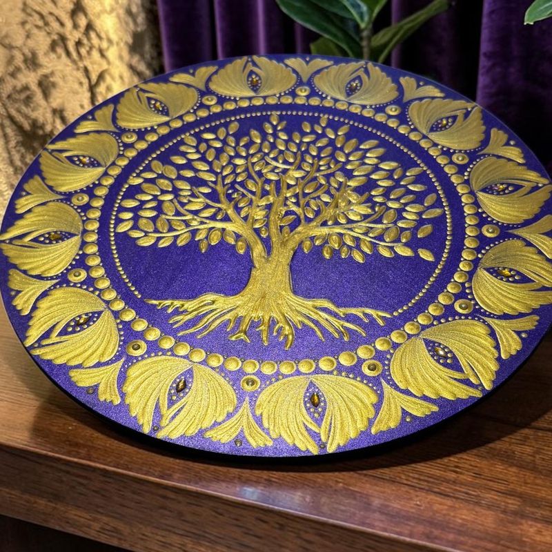 Casa si Gradina - Decoratiuni - Tablouri - Arborele vietii-Tablou Mandala Pictat Manual in culori regale auriu-mov, 30 cm - Infinity.ro