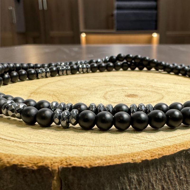 Fashion, accesorii si bijuterii - Barbati - Bijuterii barbati - Lanturi si pandantive barbati - Colier barbati Aiden, elegant din margele de onix mat 4mm si hematit - Infinity.ro