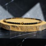 Fashion, accesorii si bijuterii - Barbati - Bijuterii barbati - Lanturi si pandantive barbati - Colier elegant barbati Enko din onix negru si ochi de tigru cu inchidere magnetica si accesorii argint placat cu aur - Infinity.ro