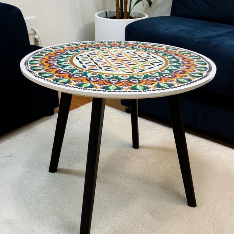 Casa si Gradina - Decoratiuni - Tablouri - Masuta decorativa alba lemn pictata manual model mandala cu geam securizat, 50 cm - Infinity.ro