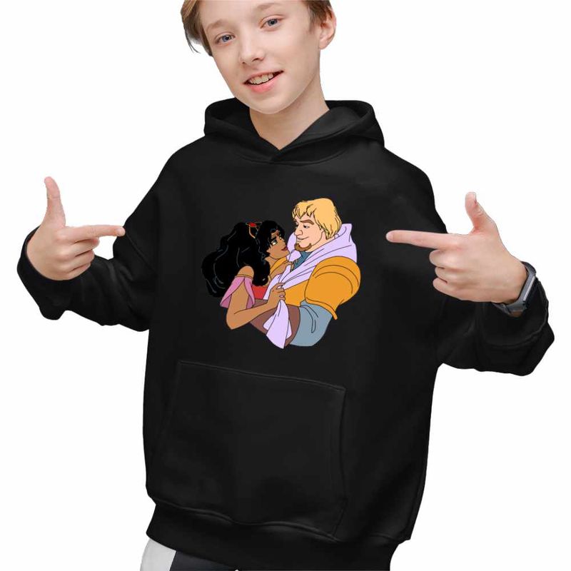 Fashion, accesorii si bijuterii - Copii - Imbracaminte copii - Pulovere si hanorace copii - Hanorac Copii Baieti Cocosatul de la Notre-Dame Esmeralda Phoebus, negru, marime M Copii - Infinity.ro