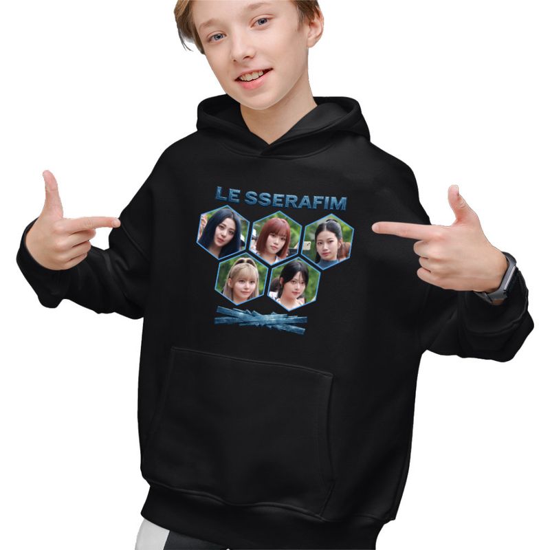 Fashion, accesorii si bijuterii - Copii - Imbracaminte copii - Pulovere si hanorace copii - Hanorac Copii Baieti Le Sserafim Kpop Merch Sakura Serafim, negru, marime XS Copii - Infinity.ro