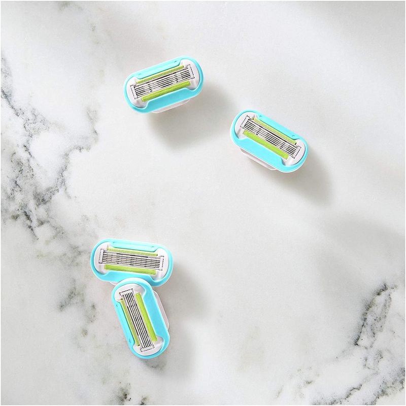 Ingrijire personala si Cosmetice - Aparate & accesorii ingrijire personala - Aparate de ras si tuns - Accesorii aparate de ras - Set 8 Rezerve Aparat de Ras Gillette Venus Extra Smooth cu SkinElixir, 5 Lame, pentru Femei - Infinity.ro