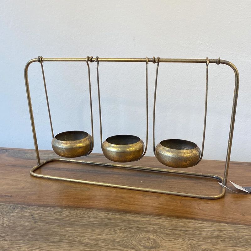 Casa si Gradina - Decoratiuni - Aromaterapie si lumanari - Suporturi lumanari - Suport metalic pentru 3 lumanari, bronz, 38cm - Infinity.ro