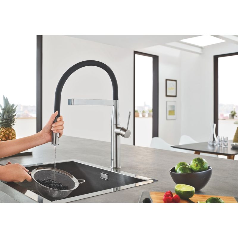 Casa si Gradina - Sanitare - Chiuveta bucatarie si accesorii - Baterii bucatarie - Baterie de bucatarie Grohe 30294DC0, Essence, 3/8'', XL, tip C, dus, 2 functii, mat, otel satinat - Infinity.ro