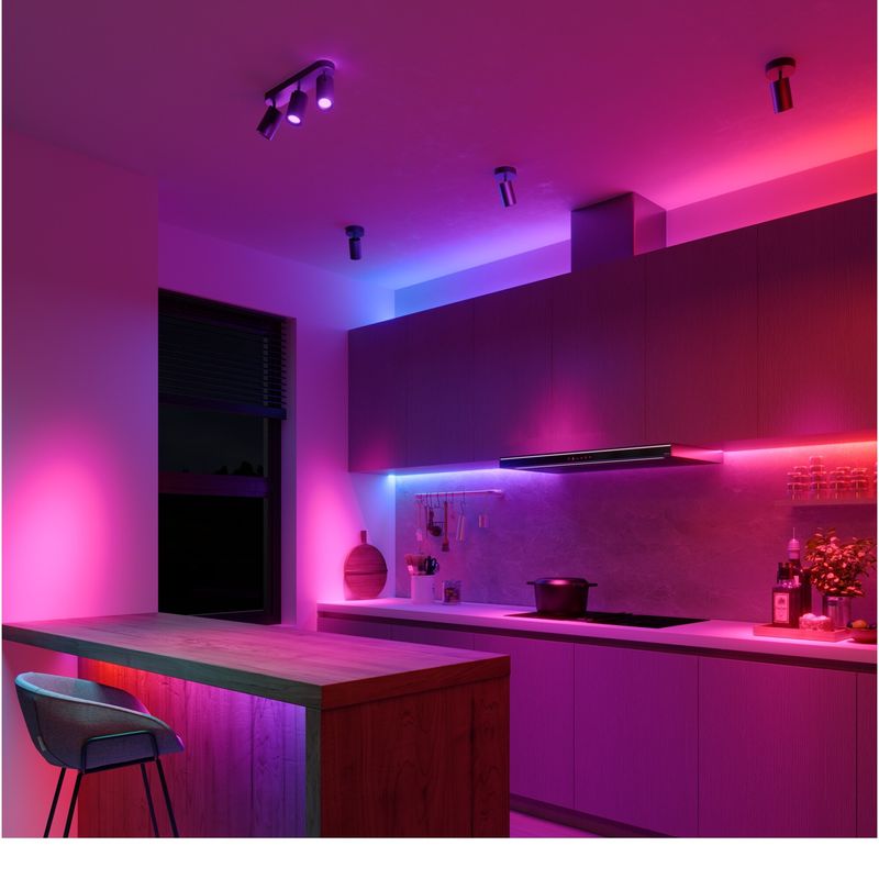 Casa si Gradina - Corpuri si surse de iluminat - Plafoniere, aplice si spoturi - Plafoniera LED RGB inteligenta Calex, 3 spoturi, Wi-Fi, 4.9W, 345 lm, 27cm, Negru Mat - Infinity.ro