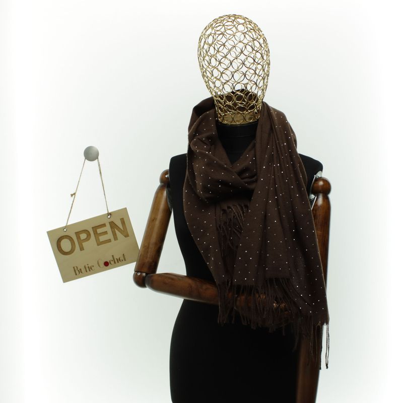 Fashion, accesorii si bijuterii - Femei - Accesorii femei - Esarfe si fulare femei - Esarfa dama, din lana, Buticcochet, 70x190 cm, model cu strasuri, Maro - ES3380 - Infinity.ro
