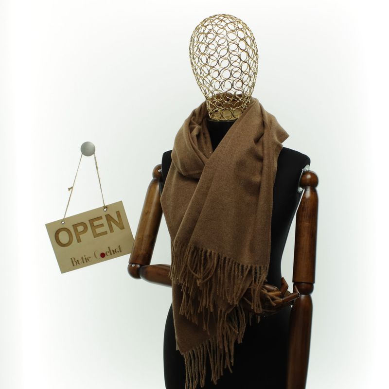 Fashion, accesorii si bijuterii - Femei - Accesorii femei - Esarfe si fulare femei - Esarfa dama, din lana, Buticcochet, 66x200 cm, model cu sclipici, Maro - ES3393 - Infinity.ro