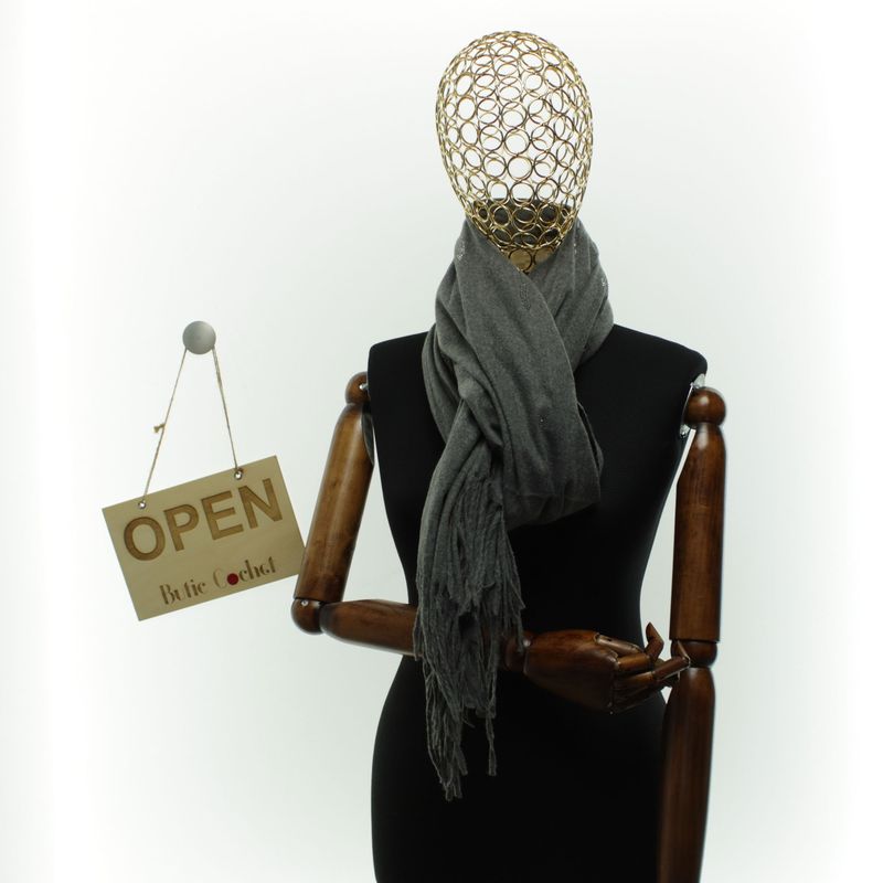 Fashion, accesorii si bijuterii - Femei - Accesorii femei - Esarfe si fulare femei - Esarfa dama, din lana, Buticcochet, 74x186 cm, model uni cu strasuri, Gri - ES3406 - Infinity.ro