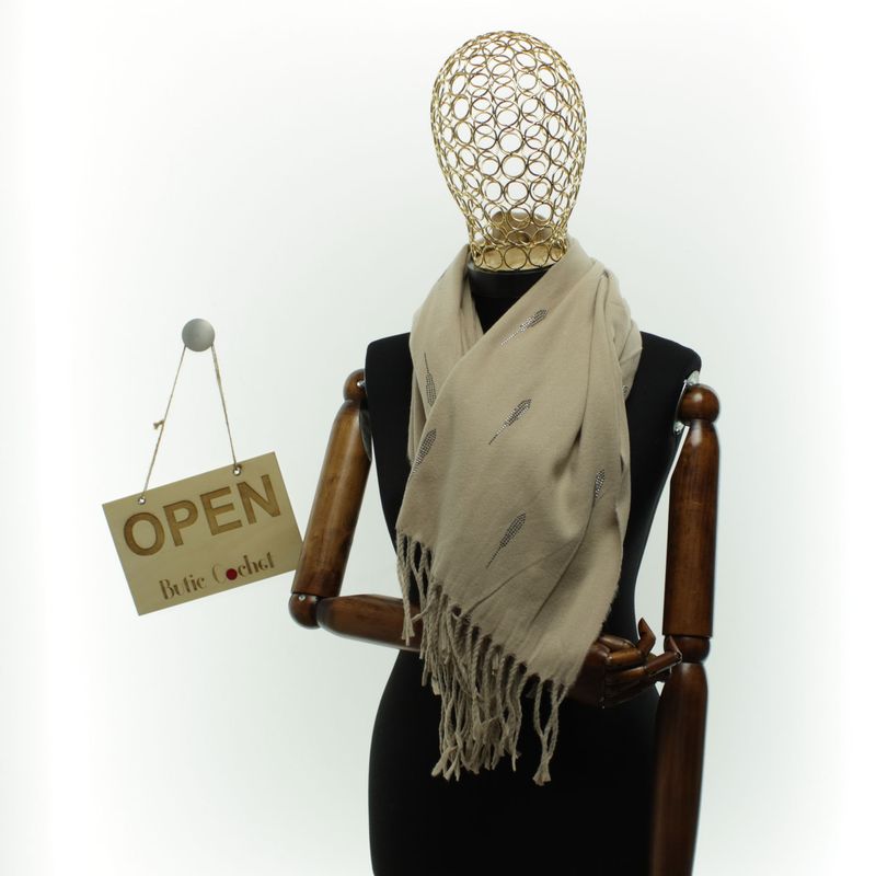 Fashion, accesorii si bijuterii - Femei - Accesorii femei - Esarfe si fulare femei - Esarfa dama, din lana, Buticcochet, 74x186 cm, model uni cu strasuri, Bej inchis - ES3404 - Infinity.ro
