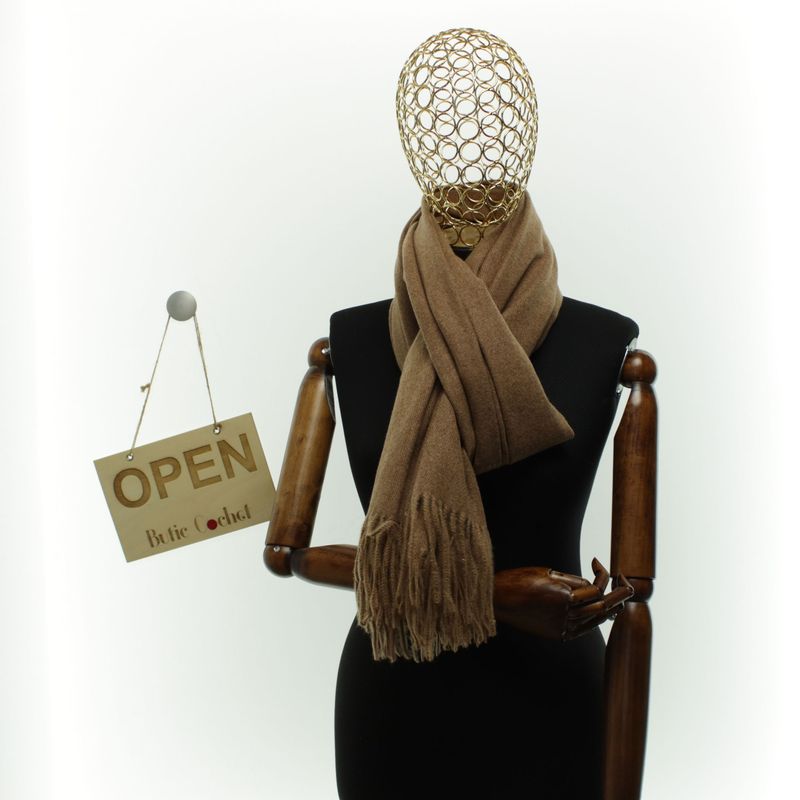 Fashion, accesorii si bijuterii - Femei - Accesorii femei - Esarfe si fulare femei - Esarfa dama, din lana, Buticcochet, 70x190 cm, model uni, Maro - ES3415 - Infinity.ro