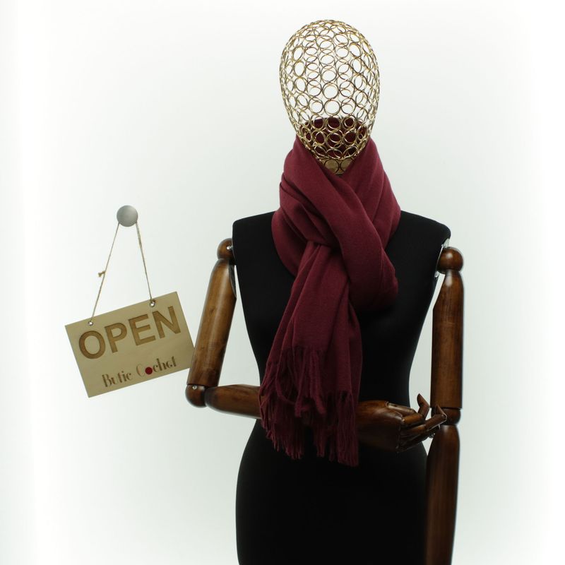 Fashion, accesorii si bijuterii - Femei - Accesorii femei - Esarfe si fulare femei - Esarfa dama, din lana, Buticcochet, 70x190 cm, model uni, Bordo - ES3416 - Infinity.ro