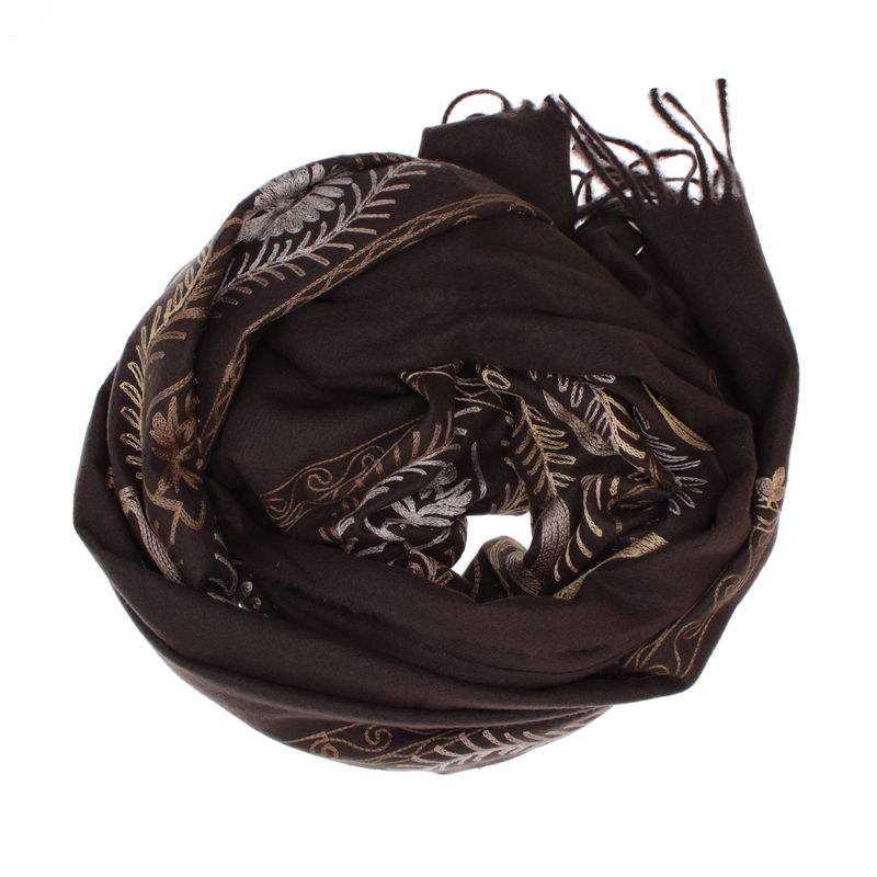 Fashion, accesorii si bijuterii - Femei - Accesorii femei - Esarfe si fulare femei - Esarfa dama, din lana, Buticcochet, 70x180 cm, model cu boderie, Maro inchis - ES3437 - Infinity.ro
