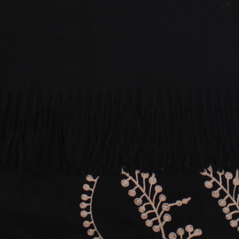 Fashion, accesorii si bijuterii - Femei - Accesorii femei - Esarfe si fulare femei - Esarfa dama, din lana, Buticcochet, 70x180 cm, model cu boderie, Negru - ES3444 - Infinity.ro