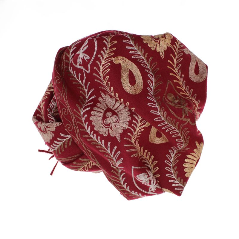 Fashion, accesorii si bijuterii - Femei - Accesorii femei - Esarfe si fulare femei - Esarfa dama, din lana, Buticcochet, 70x180 cm, model cu boderie, Visiniu - ES3443 - Infinity.ro
