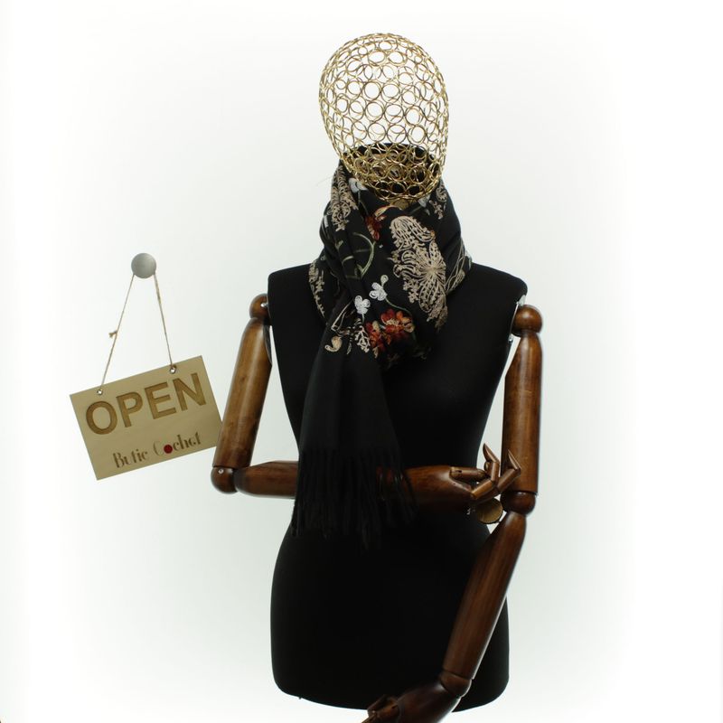 Fashion, accesorii si bijuterii - Femei - Accesorii femei - Esarfe si fulare femei - Esarfa dama, din lana, Buticcochet, 70x180 cm, model cu boderie, Negru - ES3471 - Infinity.ro