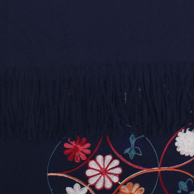 Fashion, accesorii si bijuterii - Femei - Accesorii femei - Esarfe si fulare femei - Esarfa dama, din lana, Buticcochet, 70x180 cm, model cu boderie, Bleumarin - ES3468 - Infinity.ro