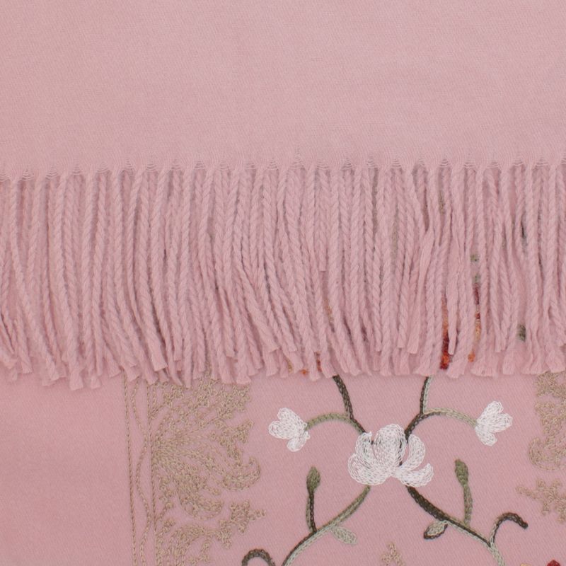 Fashion, accesorii si bijuterii - Femei - Accesorii femei - Esarfe si fulare femei - Esarfa dama, din lana, Buticcochet, 70x180 cm, model cu boderie, Roz - ES3474 - Infinity.ro