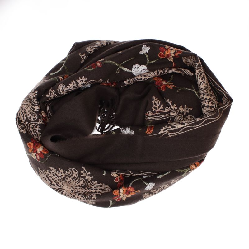 Fashion, accesorii si bijuterii - Femei - Accesorii femei - Esarfe si fulare femei - Esarfa dama, din lana, Buticcochet, 70x180 cm, model cu boderie, Maro inchis - ES3473 - Infinity.ro