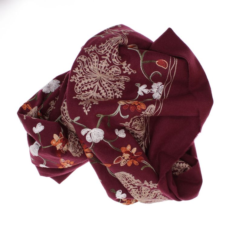 Fashion, accesorii si bijuterii - Femei - Accesorii femei - Esarfe si fulare femei - Esarfa dama, din lana, Buticcochet, 70x180 cm, model cu boderie, Visiniu - ES3479 - Infinity.ro