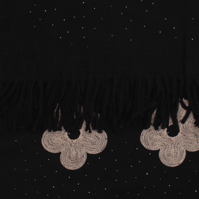 Fashion, accesorii si bijuterii - Femei - Accesorii femei - Esarfe si fulare femei - Esarfa dama, din lana, Buticcochet, 70x180 cm, model cu broderie si strasuri, Negru - ES3494 - Infinity.ro
