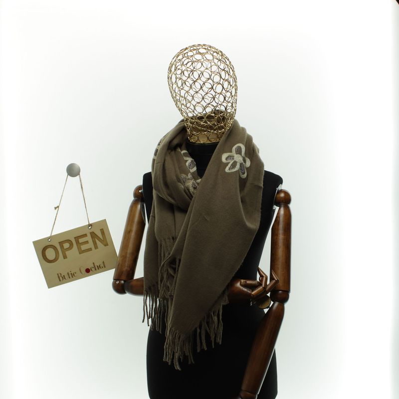 Fashion, accesorii si bijuterii - Femei - Accesorii femei - Esarfe si fulare femei - Esarfa dama, din lana, Buticcochet, 70x180 cm, model cu broderie si strasuri, Maro - ES3510 - Infinity.ro