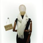 Fashion, accesorii si bijuterii - Femei - Accesorii femei - Esarfe si fulare femei - Esarfa dama, din lana, Buticcochet, 70x180 cm, model cu broderie si strasuri, Alb - ES3517 - Infinity.ro