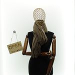 Fashion, accesorii si bijuterii - Femei - Accesorii femei - Esarfe si fulare femei - Esarfa dama, din lana, Buticcochet, 70x180 cm, model cu broderie si strasuri, Maro - ES3520 - Infinity.ro