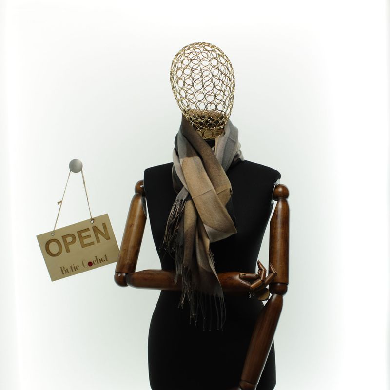 Fashion, accesorii si bijuterii - Femei - Accesorii femei - Esarfe si fulare femei - Esarfa dama, din lana, Buticcochet, 70x180 cm, model cu fir metalizat, Multicolor - ES3532 - Infinity.ro