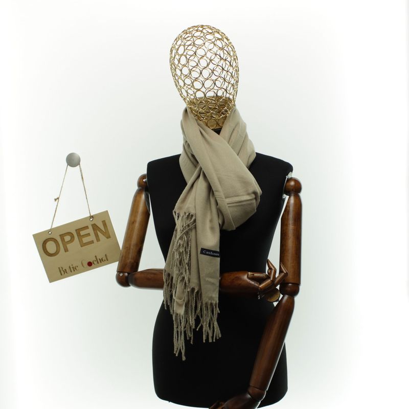 Fashion, accesorii si bijuterii - Femei - Accesorii femei - Esarfe si fulare femei - Esarfa dama, din lana, Buticcochet, 70x180 cm, cu imprimeu Uni si franjuri, Bej inchis - ES3544 - Infinity.ro