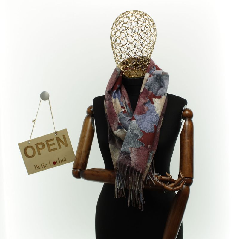 Fashion, accesorii si bijuterii - Femei - Accesorii femei - Esarfe si fulare femei - Esarfa dama, din lana, Buticcochet, 70x180 cm, imprimeu cu frunze, Visiniu - ES3591 - Infinity.ro