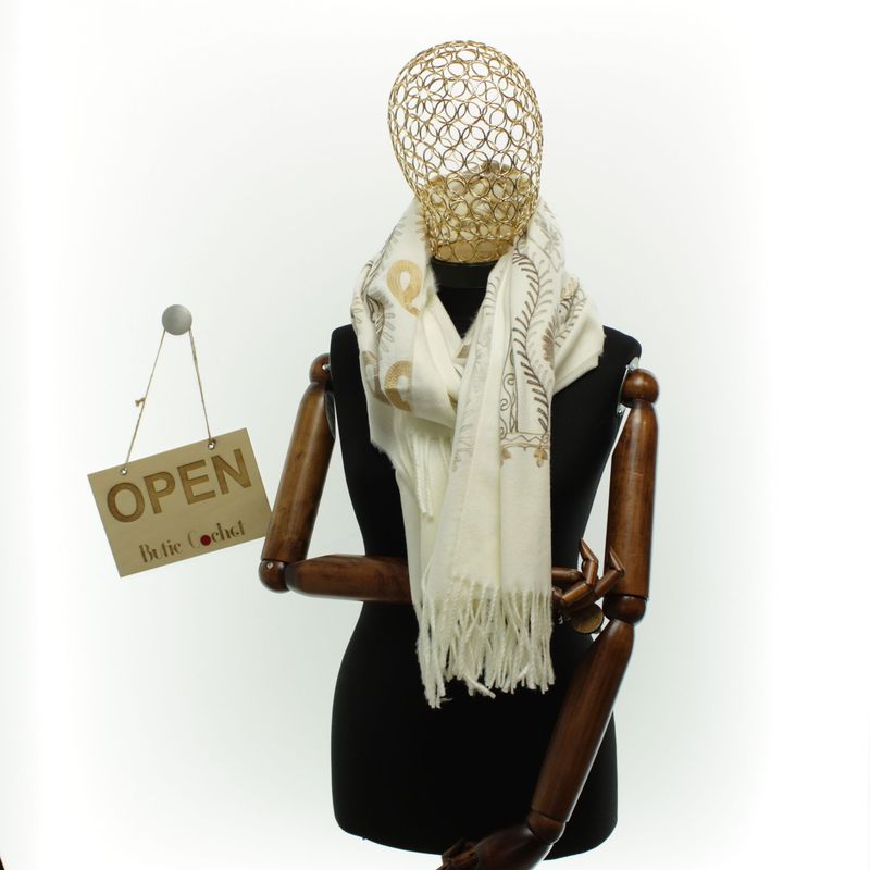 Fashion, accesorii si bijuterii - Femei - Accesorii femei - Esarfe si fulare femei - Esarfa dama, din lana, Buticcochet, 70x180 cm, model cu boderie, Alb - ES3440 - Infinity.ro