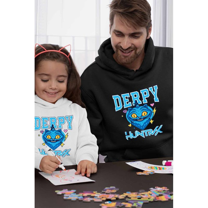 Fashion, accesorii si bijuterii - Barbati - Imbracaminte - Hanorace barbati - Hanorac Barbati Huntrix Derpy Pisica Kpop Demon Hunters, negru, marime L - Infinity.ro
